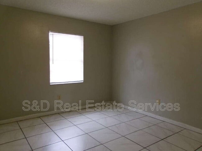 Building Photo - 3019 Allred Dr