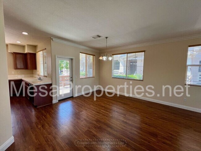 Foto del edificio - 1449 Cobblestone Ln