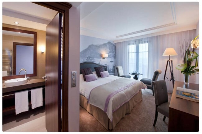 Building Photo - 13200 SW 128th St