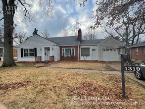 Building Photo - 1319 S Rock Hill Rd