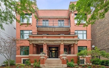Building Photo - 544 W Wellington Ave