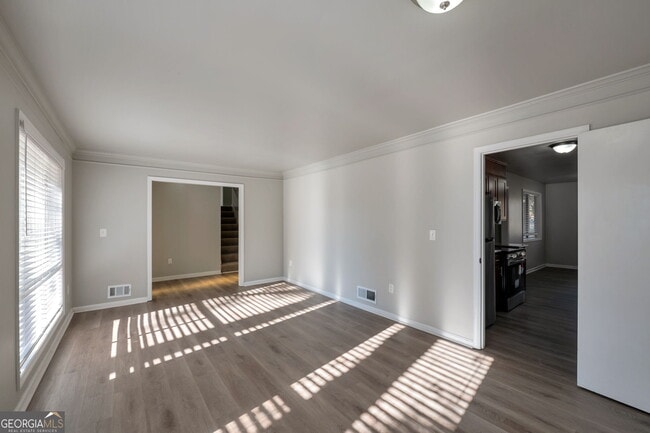 Foto del edificio - 1870 Sandgate Cir SW