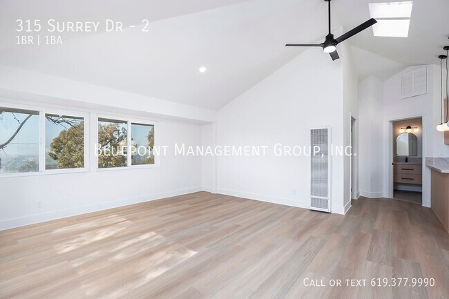 Building Photo - 315 Surrey Dr