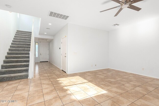 Foto del edificio - 15315 W Wethersfield Rd