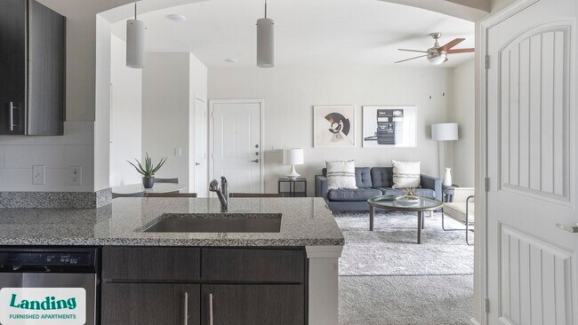 Building Photo - 1601 S Heatherwilde Blvd