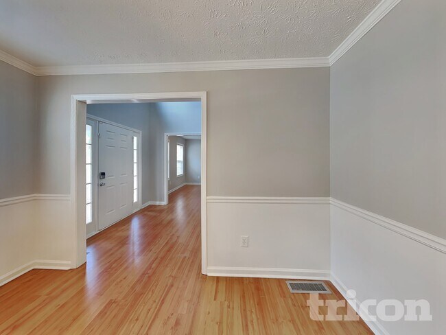 Foto del edificio - 1931 Amherst Ct SE