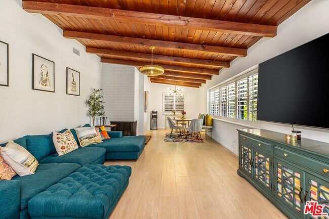 Foto del edificio - 14225 Enadia Way