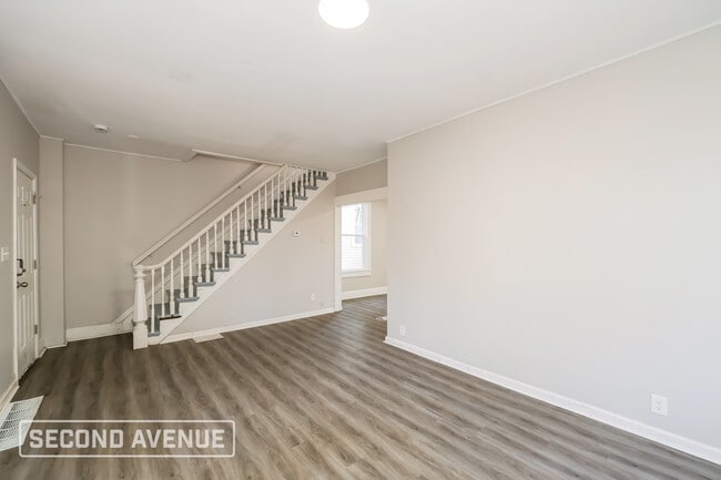 Foto del edificio - 4833 Greenwood Terrace