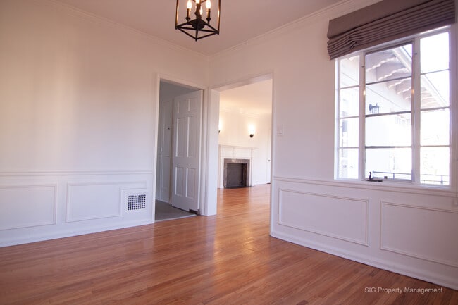 Building Photo - 7111 Hillside Ave