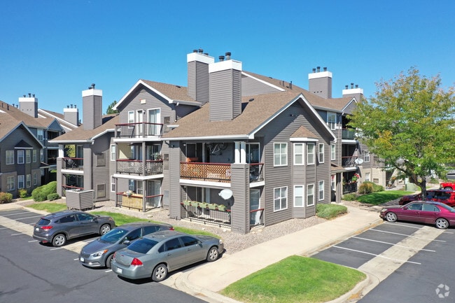 Exterior - Westover Gardens Apartments