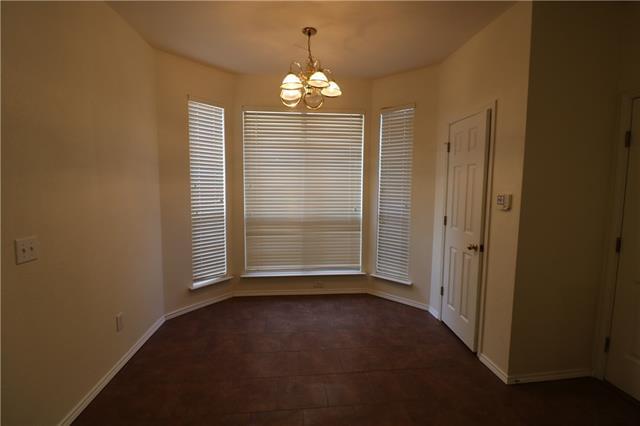Foto del edificio - 4341 Brinker Ct