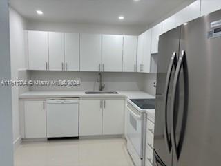 Foto del edificio - 2500 Parkview Dr