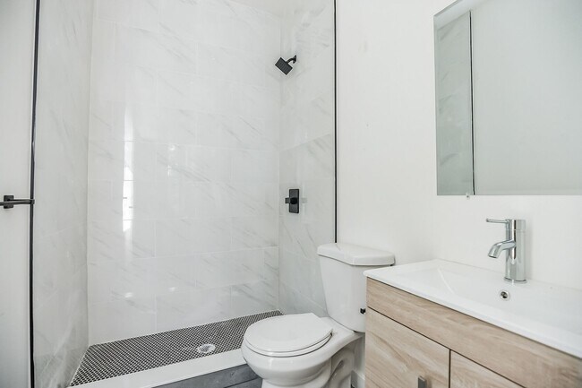 Foto del edificio - 407 S 42nd St