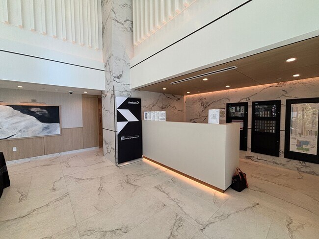 Photo du bâtiment - 537 Cottonwood Av