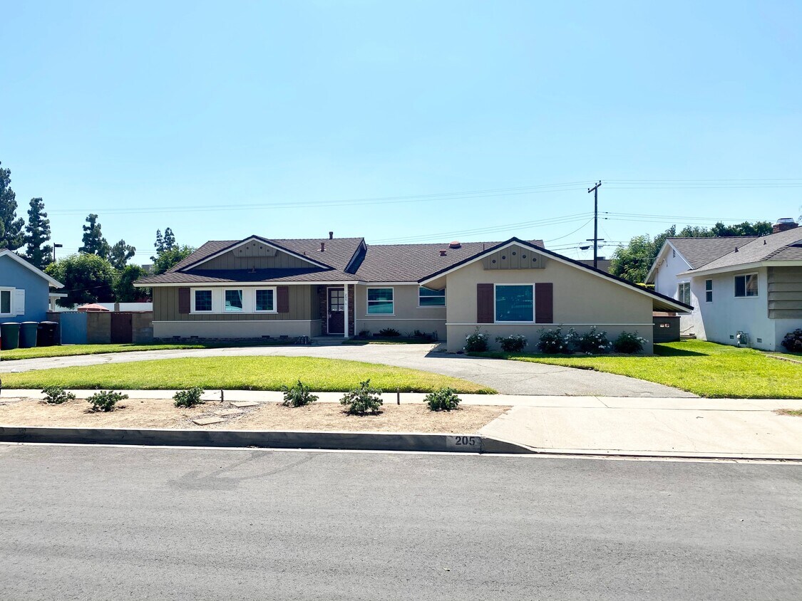 205 N Elspeth Way, Covina, CA 91722 House for Rent in Covina, CA