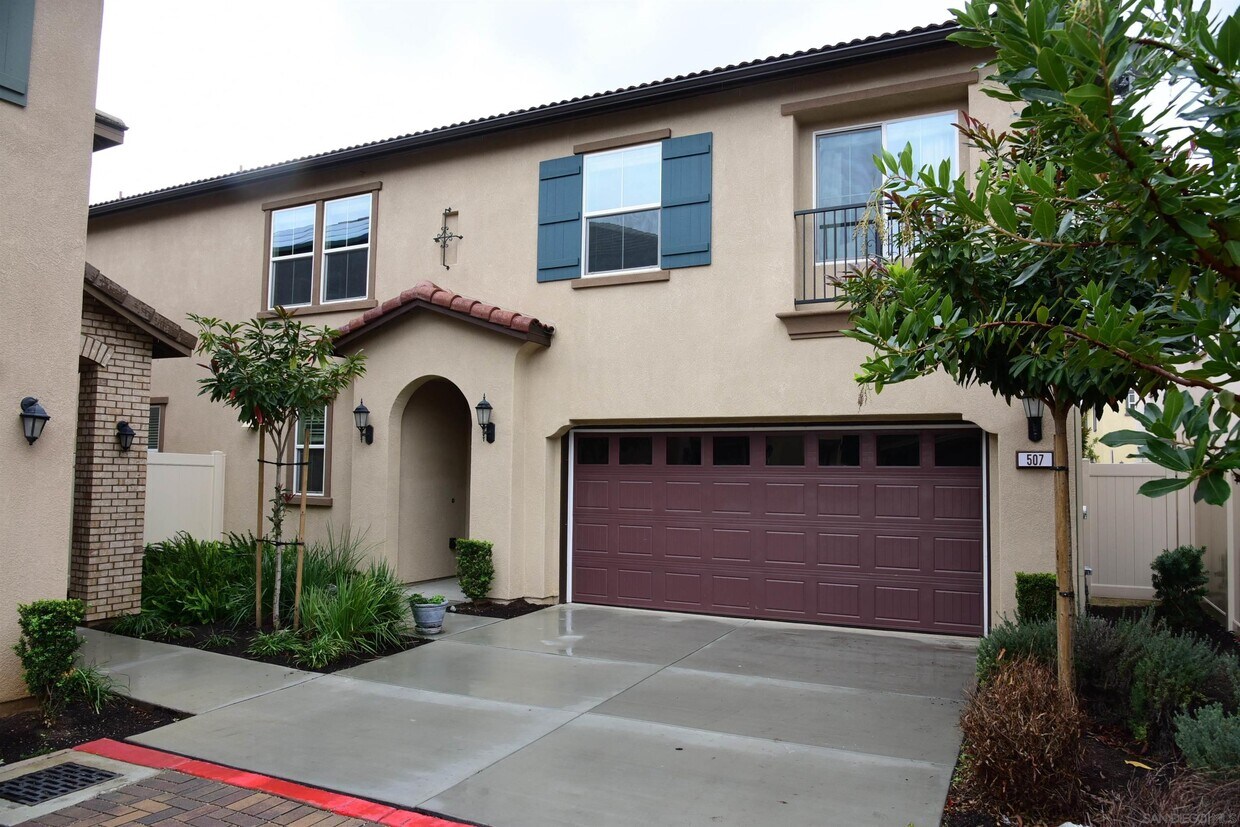 Foto principal - 507 Moonlight Dr