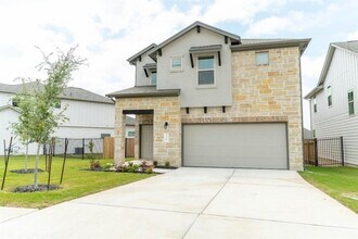 Building Photo - 324 Rend Dr