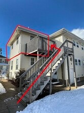 Building Photo - 93 Russell St