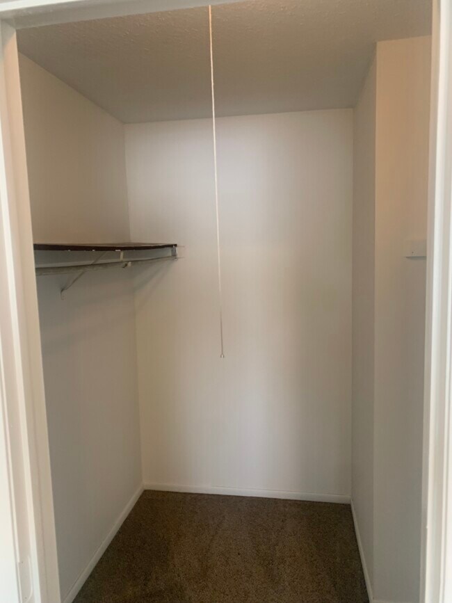 Walk-in closet - 3637 Bellaire Ave