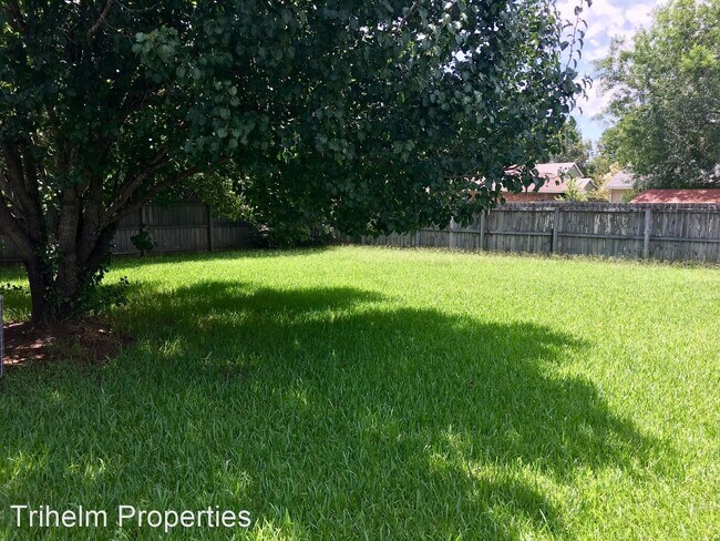 Building Photo - 2 br, 2 bath House - 215 Meadowlark Dr