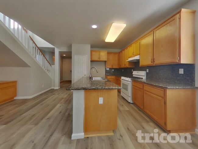 Foto del edificio - 1895 Bramblewood Dr