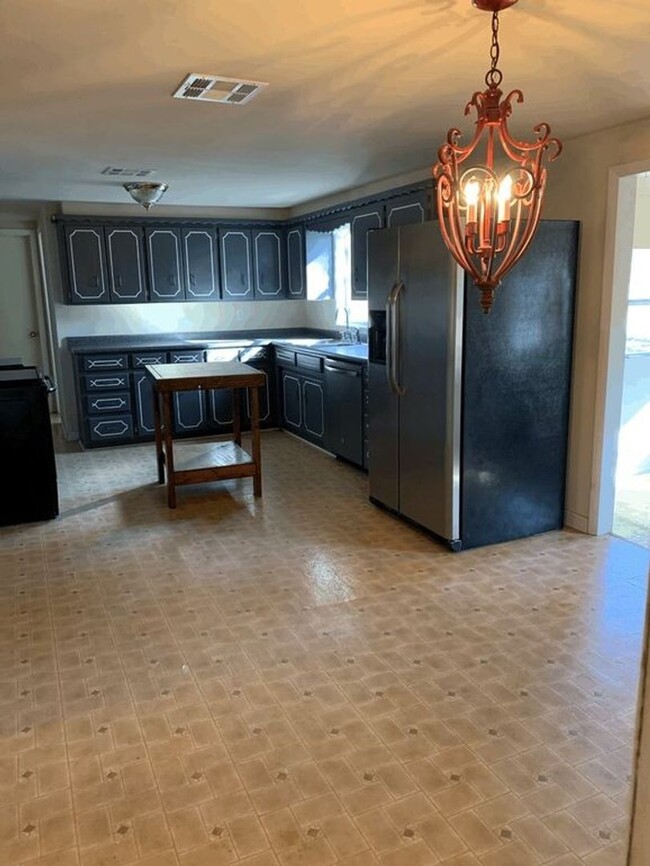 Foto del edificio - 3 Bed / 1 Bath in Oologah!