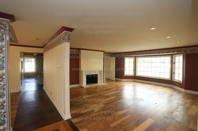 Foto del edificio - 460 S Bridge View Dr