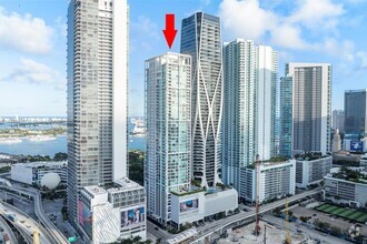 Building Photo - 1040 Biscayne Blvd
