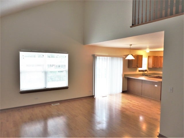 Building Photo - 823 N Commonwealth Ave