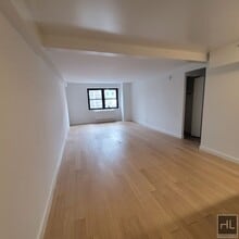 Building Photo - East 39th Street