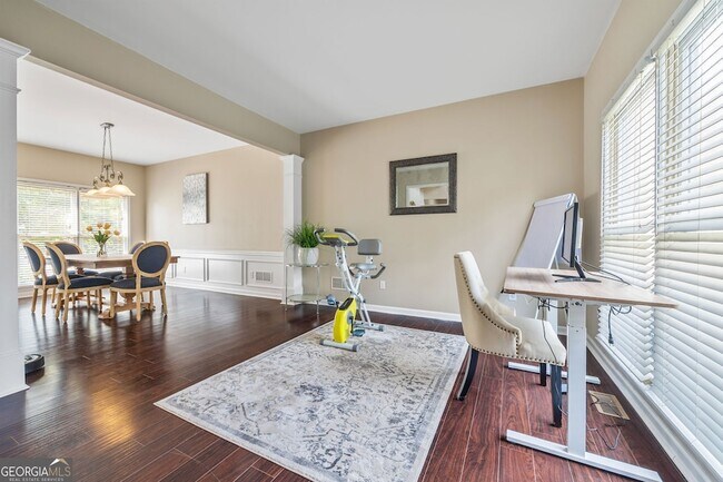 Foto del edificio - 3618 Petherton Wy NW