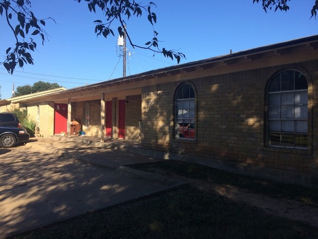 Fourplex on Emmett St. - Mesa Verde Campus Homes
