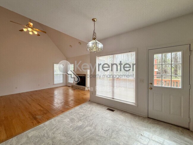 Foto del edificio - 8676 Belleau Woods Dr