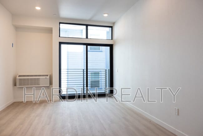 Building Photo - Studio30 Residences