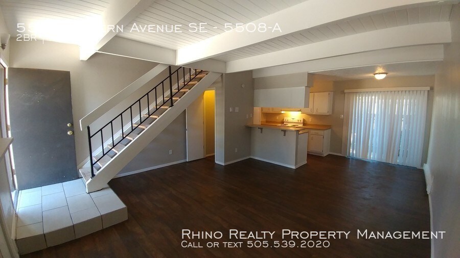 HomeValencia! First Month Rent Free! Apartment for Rent in