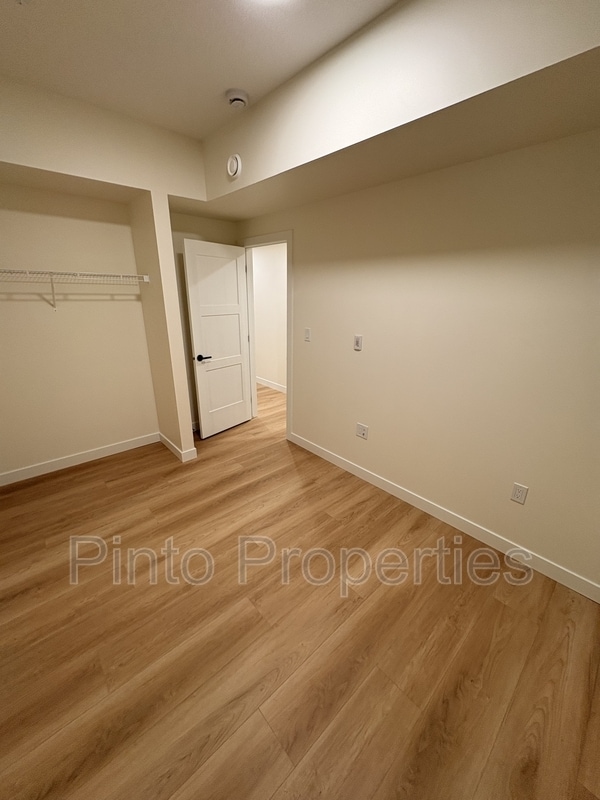 Building Photo - 8615-8108 108 St NW