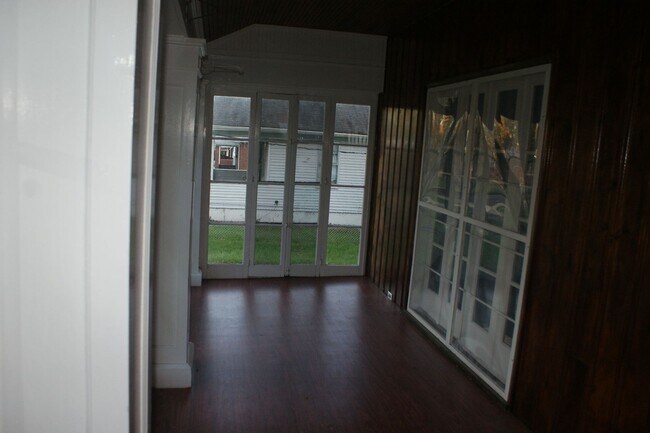 Foto del edificio - 2646 Terrace Ln