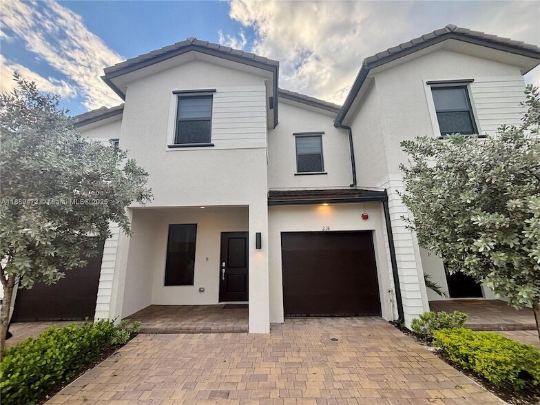 Photo - 218 SW 159TH Ct Unit