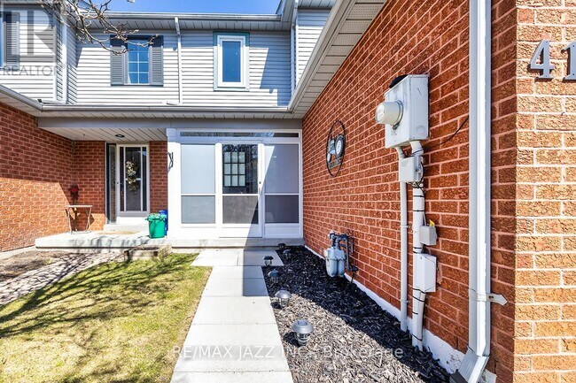 Building Photo - 41 Galbraith Ct