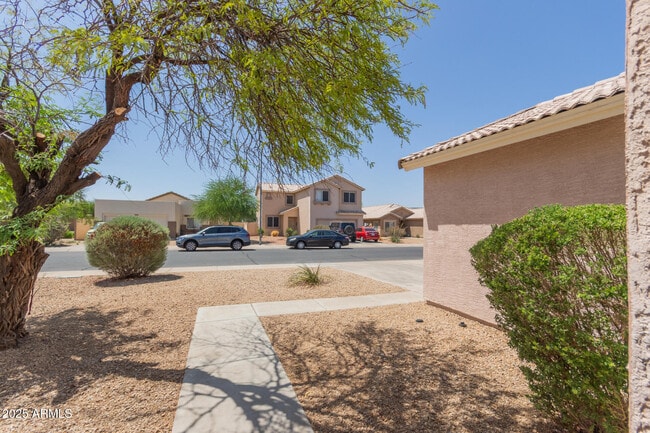 Building Photo - 16228 W Larkspur Dr