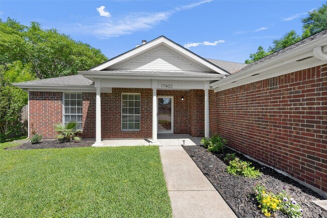 Building Photo - 17402 Eastwood Cir