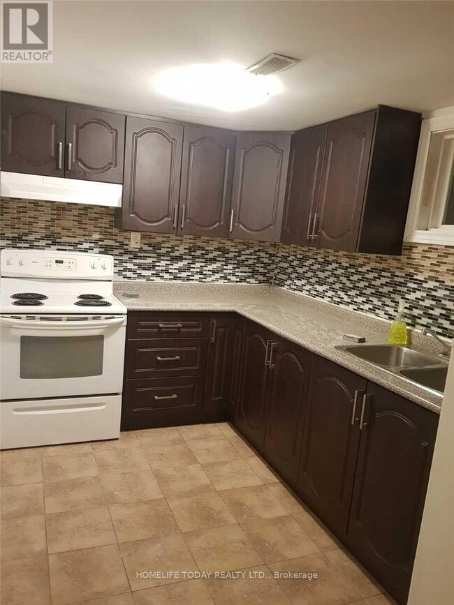 Building Photo - 1616 McBrady Crescent