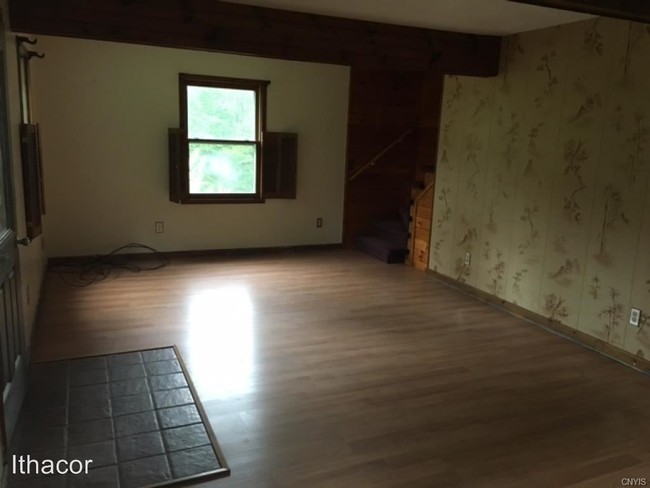 Building Photo - 2 br, 1 bath House - 5089 Old State Rd