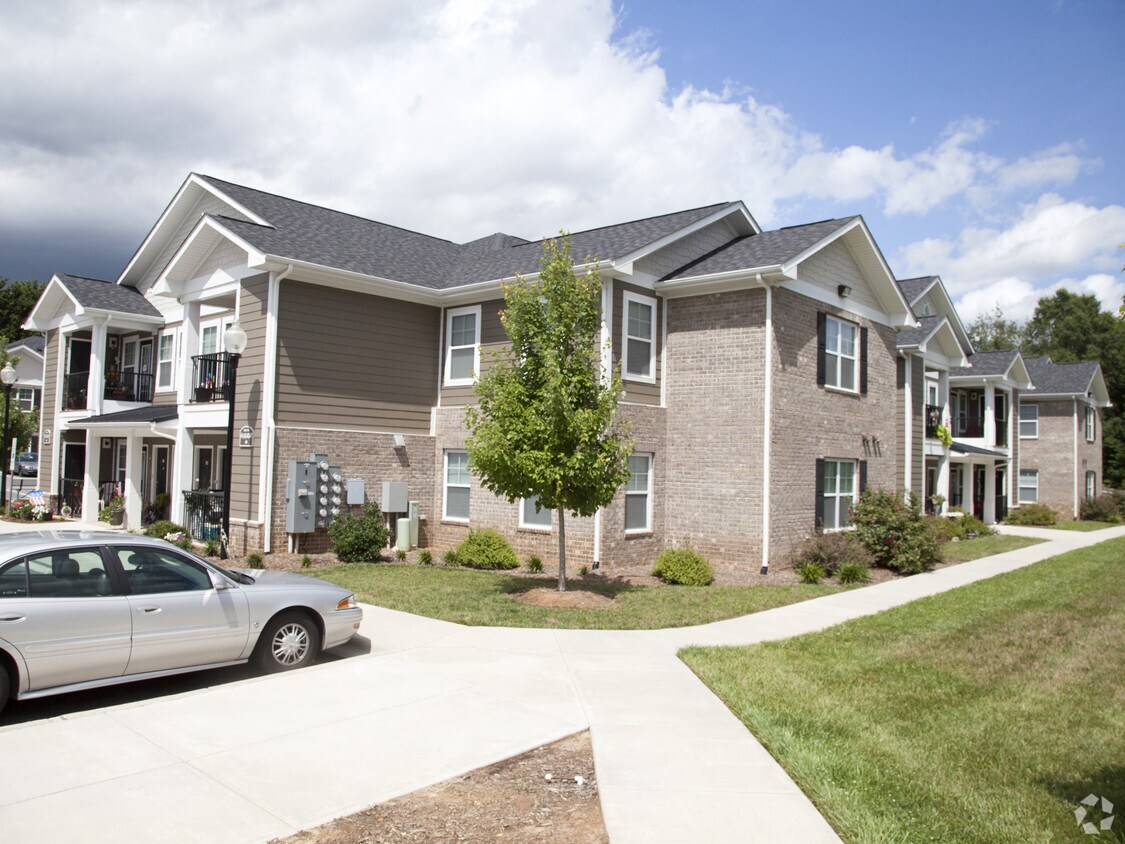 Building Photo - Milstead Woods