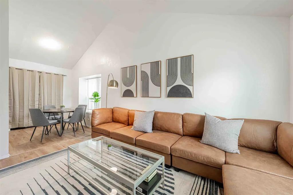 Foto principal - 13223 Ambrose St