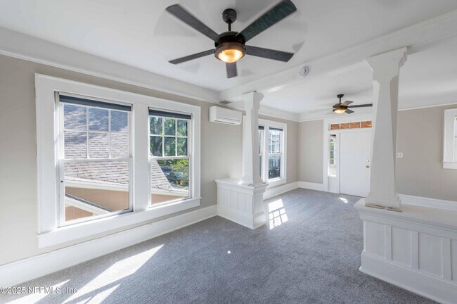 Foto del edificio - 117 E 4th St