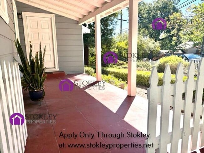 Photo - 2234 Oakvale Rd House