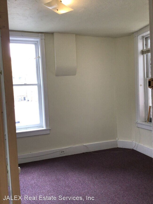Foto del edificio - 5 br, 2 bath House - 20 North Earl St