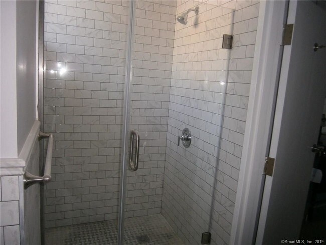 Building Photo - 113 S Water St