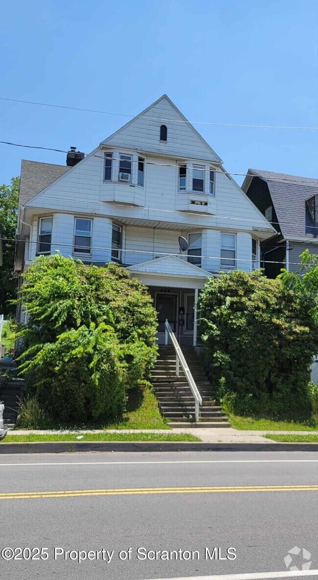 Building Photo - 224 Harrison Ave